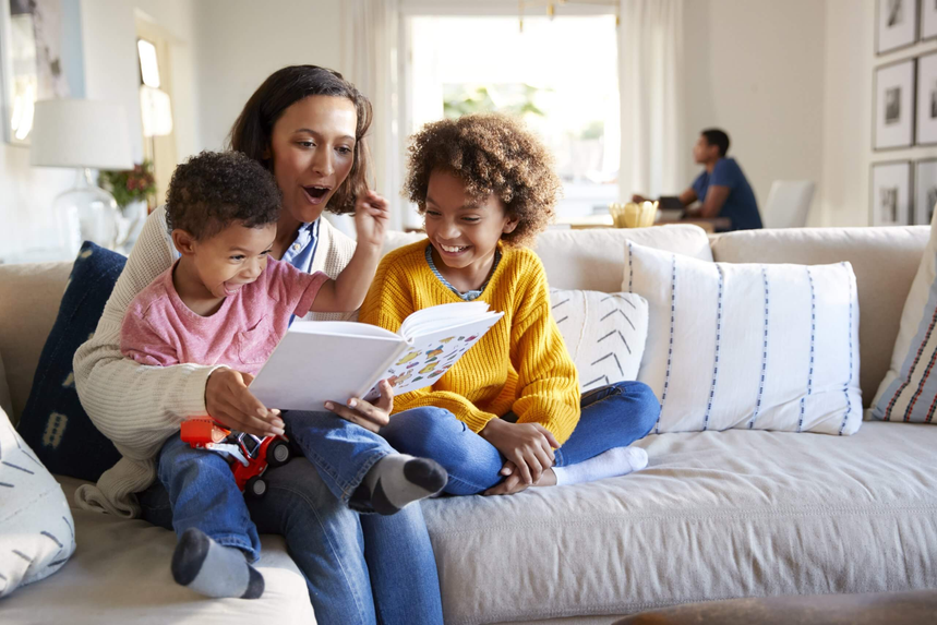 Parent asking reading comprehension questions for kids